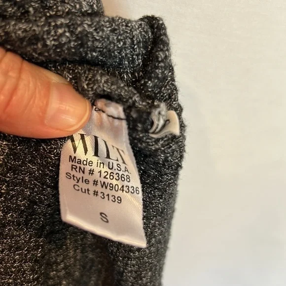 Wilt Gray Thermal Top Slightly Asymmetrical hem - Picture 4 of 5